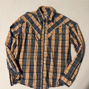 Cinch Women's Blue and Tan Striped Button Down Shirt